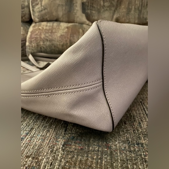 Michael Kors gray tote. - Picture 10 of 16